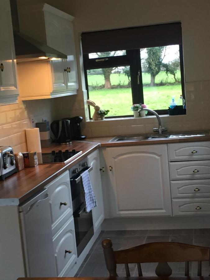 Kits Lodge Crover Cavan Eksteriør billede