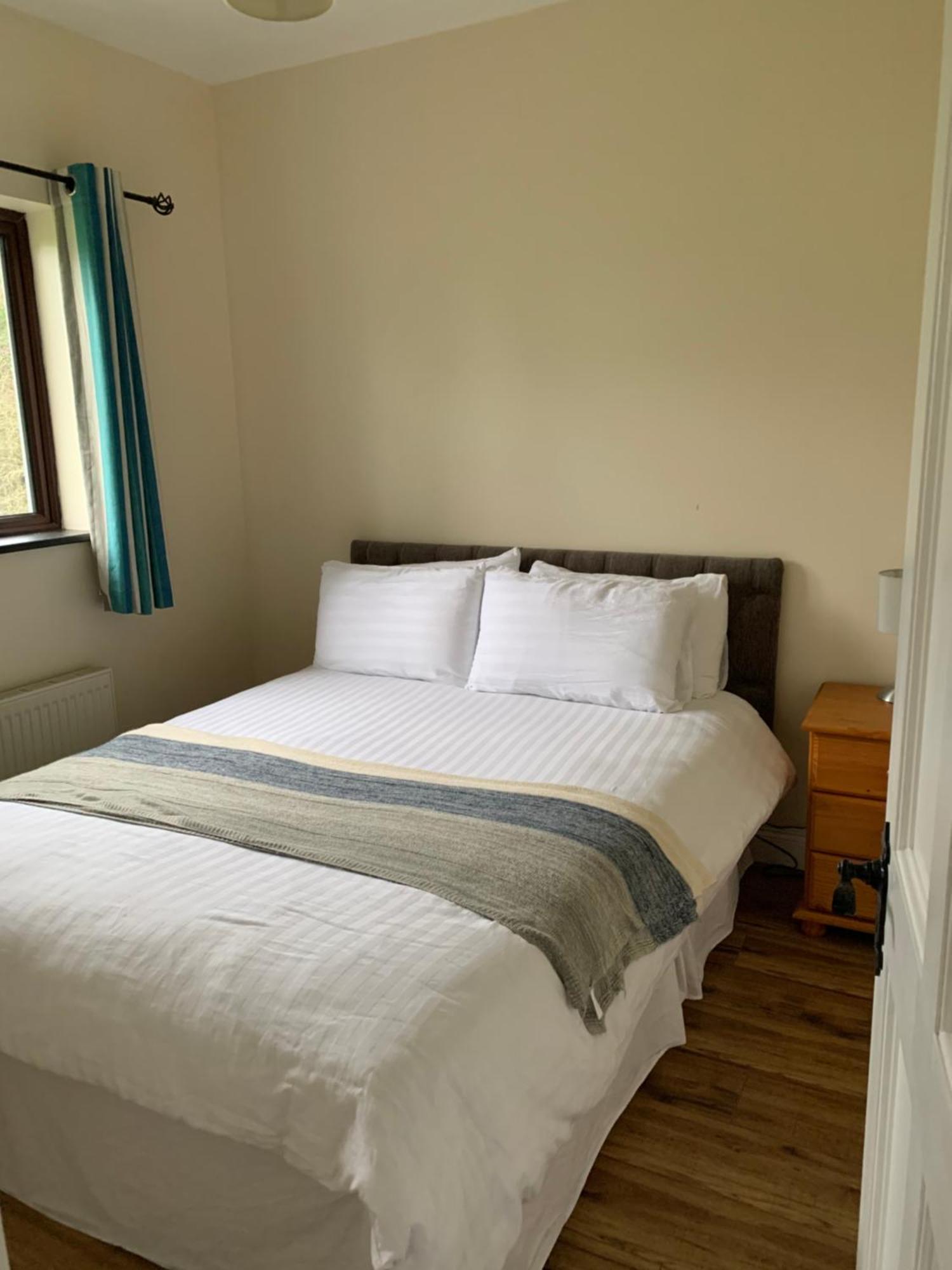 Kits Lodge Crover Cavan Eksteriør billede